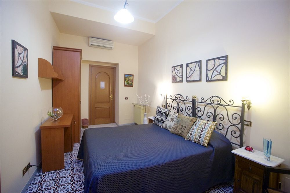 Nicolas Inn Roma Exterior foto